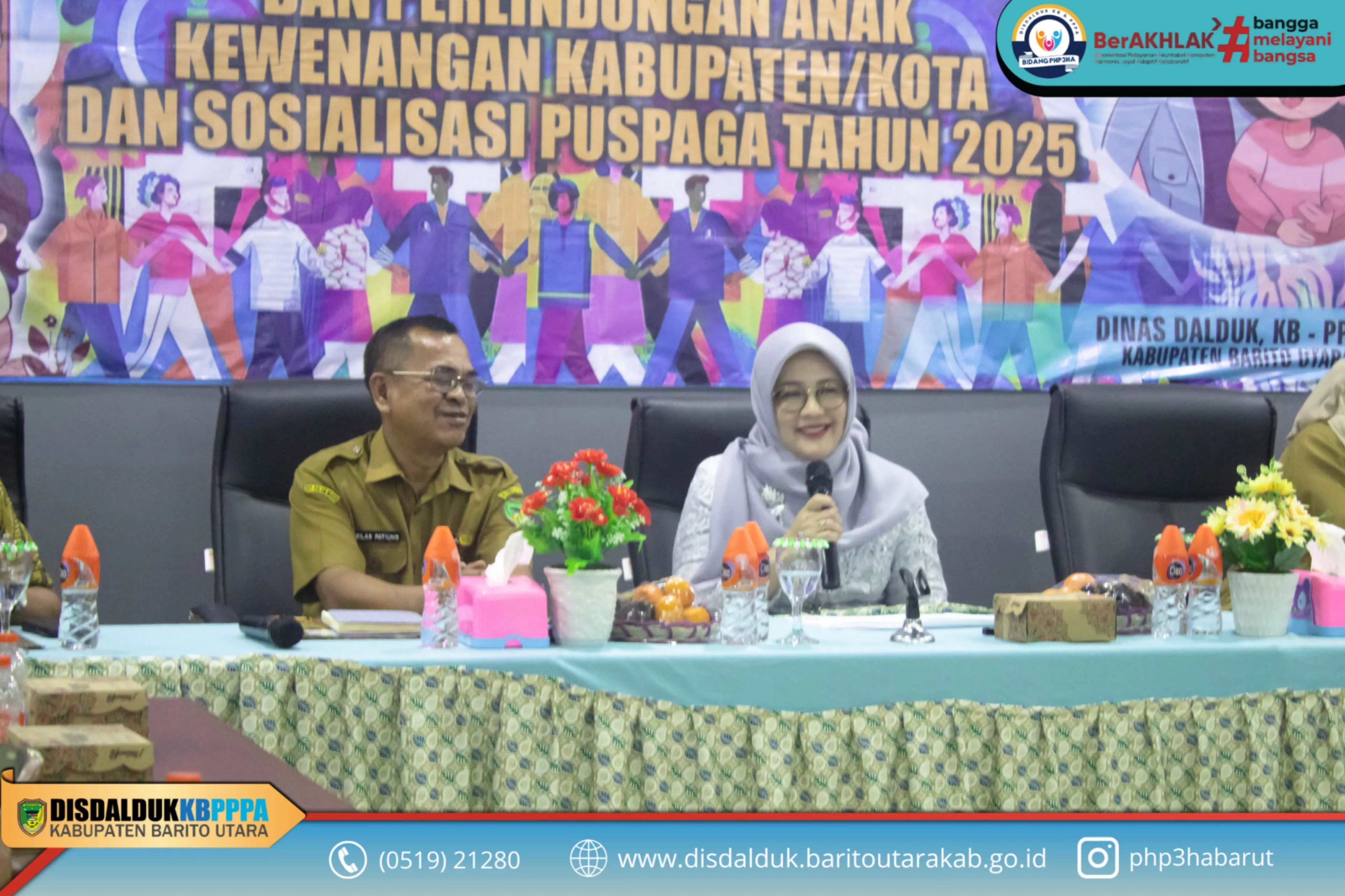 spbe barito utara |  Ibu Pj. Bupati Barito Utara Melly Novita menghadiri sosialisasi  terkait pusat pembelajaran keluarga (PUSPAGA) di aula Dinas DALDUK KB dan PPPA